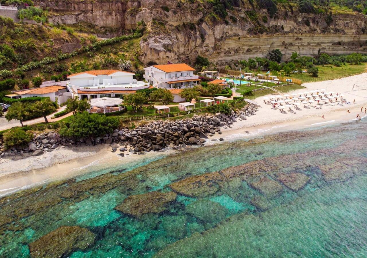 Borgo Di Riaci Beach Resort Santa Domenica  Exterior foto