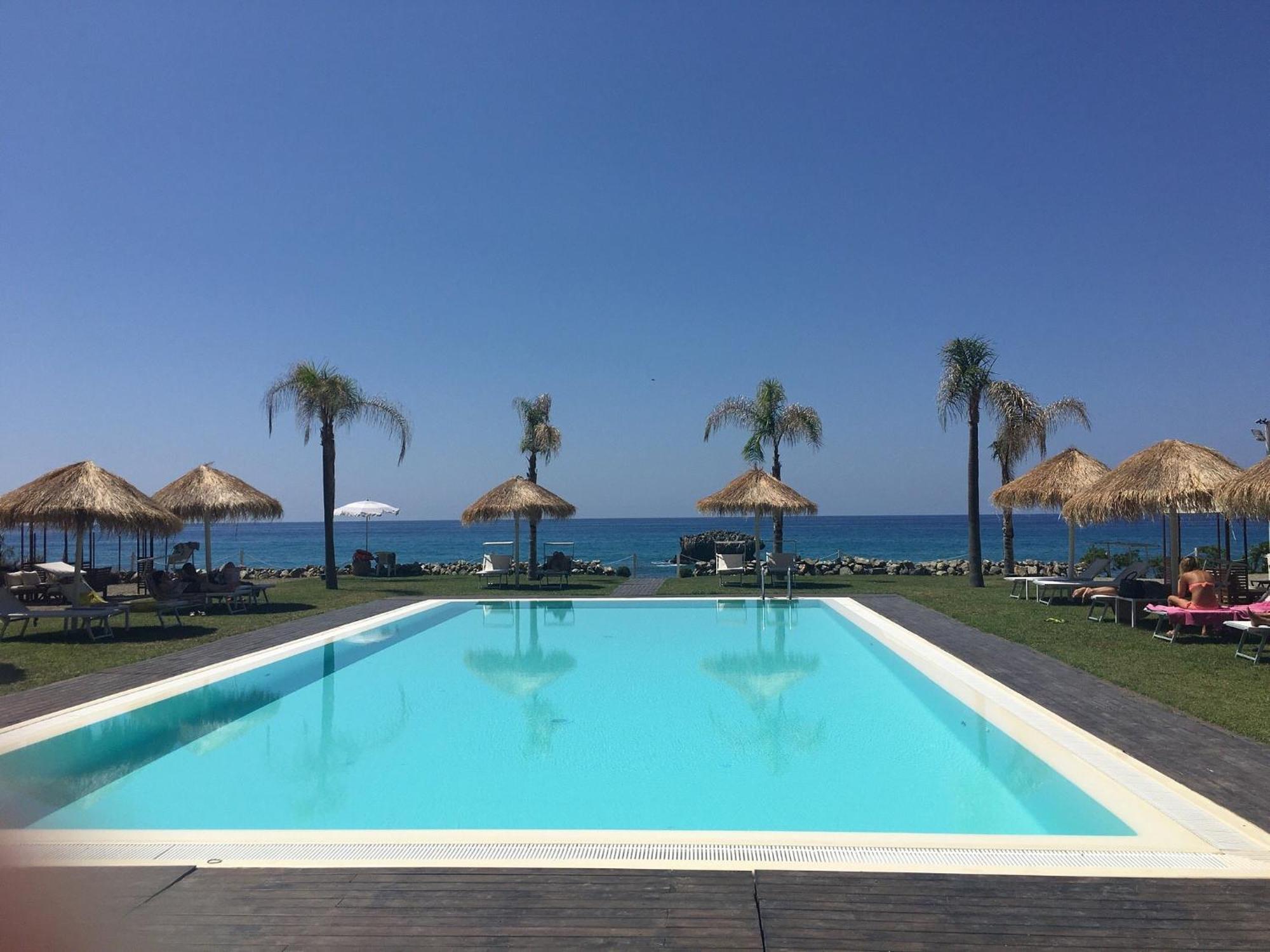 Borgo Di Riaci Beach Resort Santa Domenica  Exterior foto