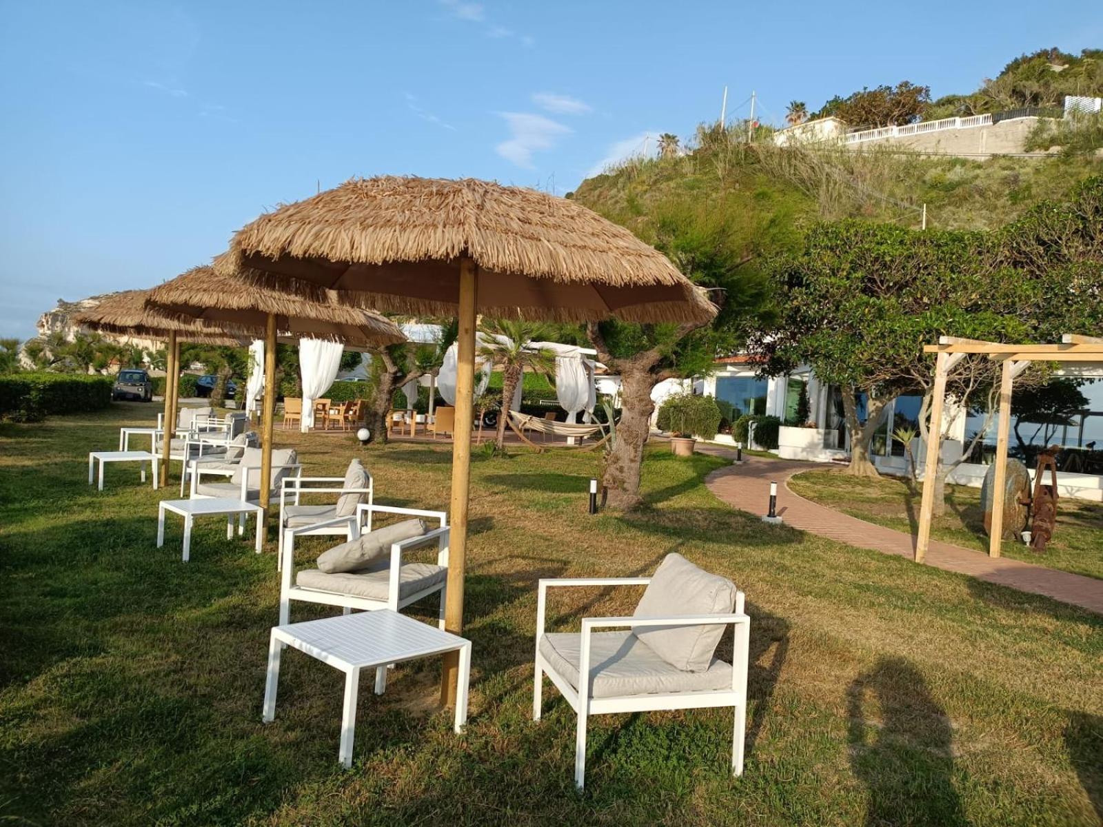 Borgo Di Riaci Beach Resort Santa Domenica  Exterior foto