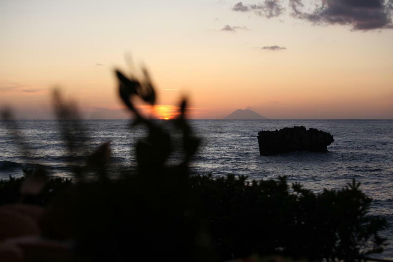 Borgo Di Riaci Beach Resort Santa Domenica  Exterior foto