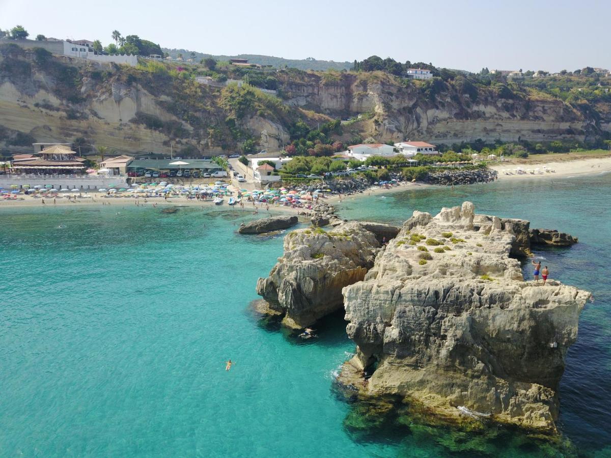 Borgo Di Riaci Beach Resort Santa Domenica  Exterior foto