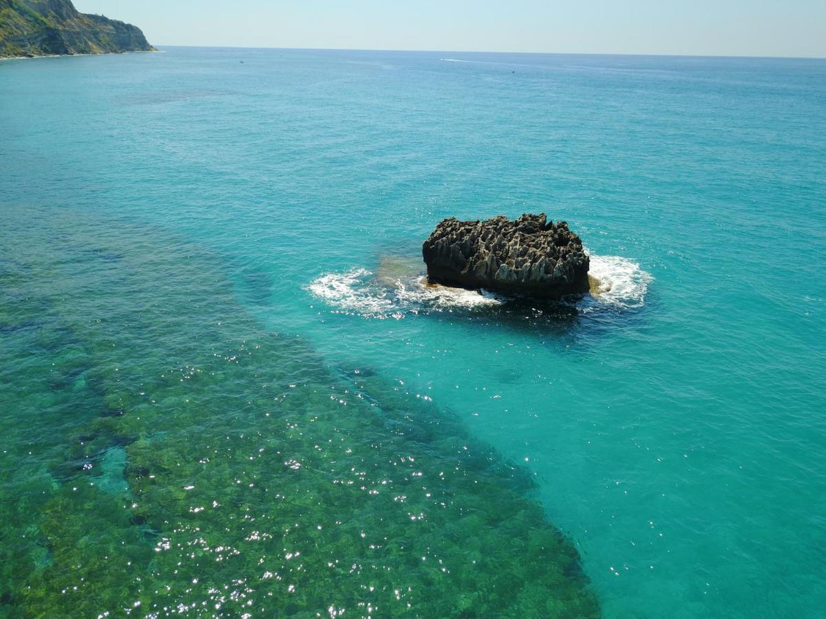 Borgo Di Riaci Beach Resort Santa Domenica  Exterior foto